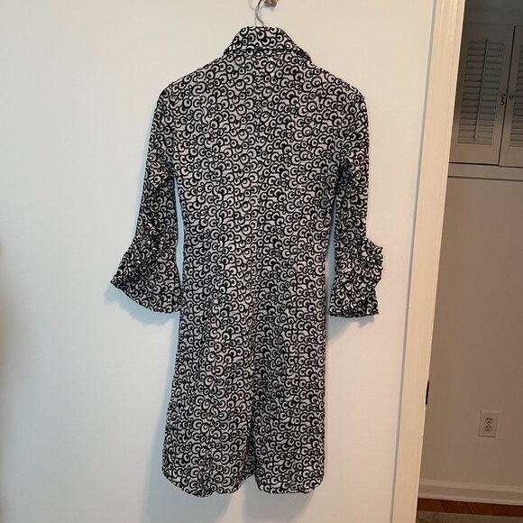 BELL Fine Garments Floral Embroidered Button Down Collared Shirt Dress \\ 2 - Picture 10 of 11